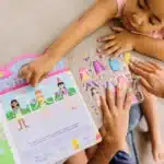 Melissa&Doug Kabartmalı Tak Çıkar Çıkartma Seti - Prenses - Görsel 2