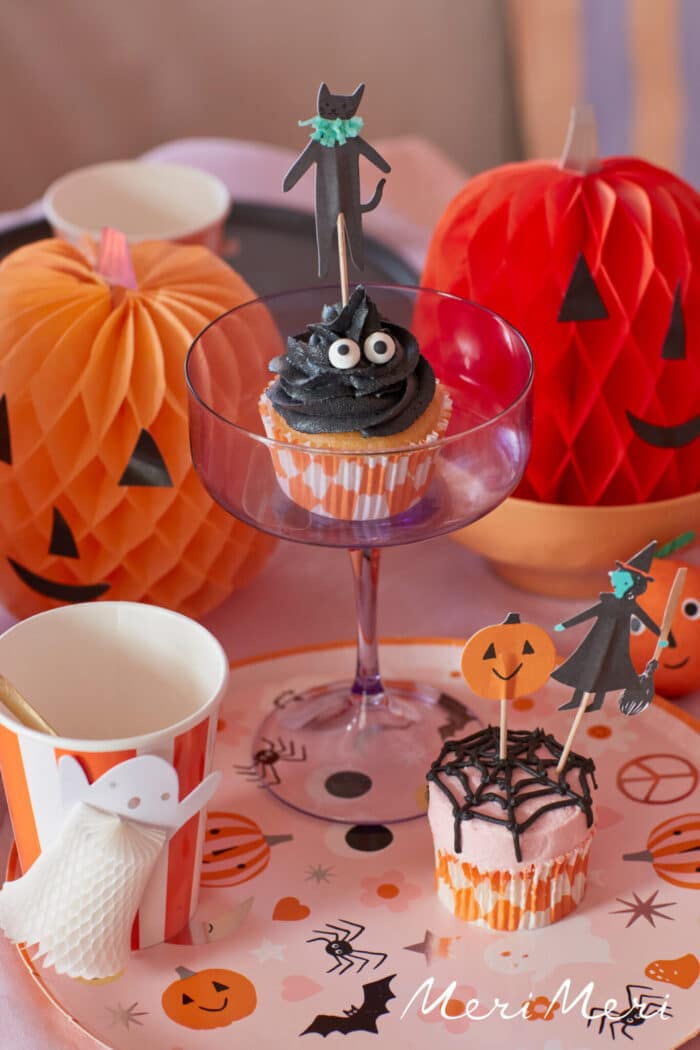 Meri meri - groovy halloween icon dinner plates - cadılar bayramı karakterli tabaklar (l) (8'li) - görsel 3
