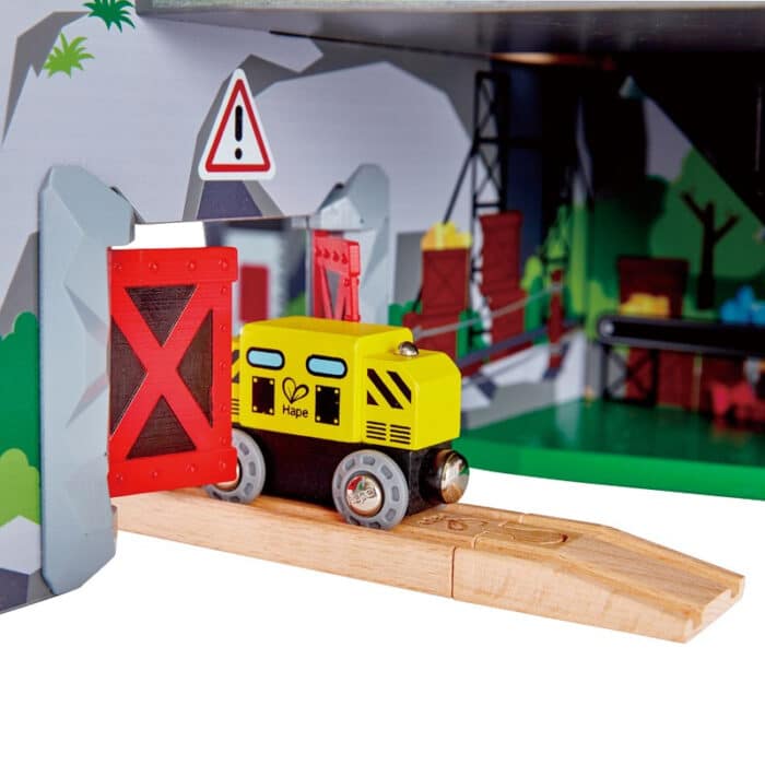 Hape mighty maden oyuncağı - görsel 3