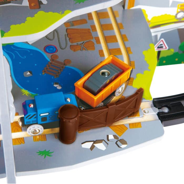 Hape mighty maden oyuncağı - görsel 4