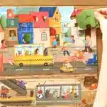 Mori Toys - Exploring My City 2-in-1 Puzzle ve Bil Bakalım Kim Oyunu - Görsel 7