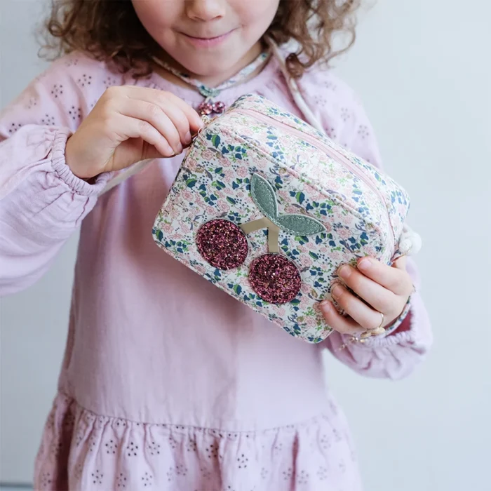 Mimi & lula floral cherries çanta - görsel 3